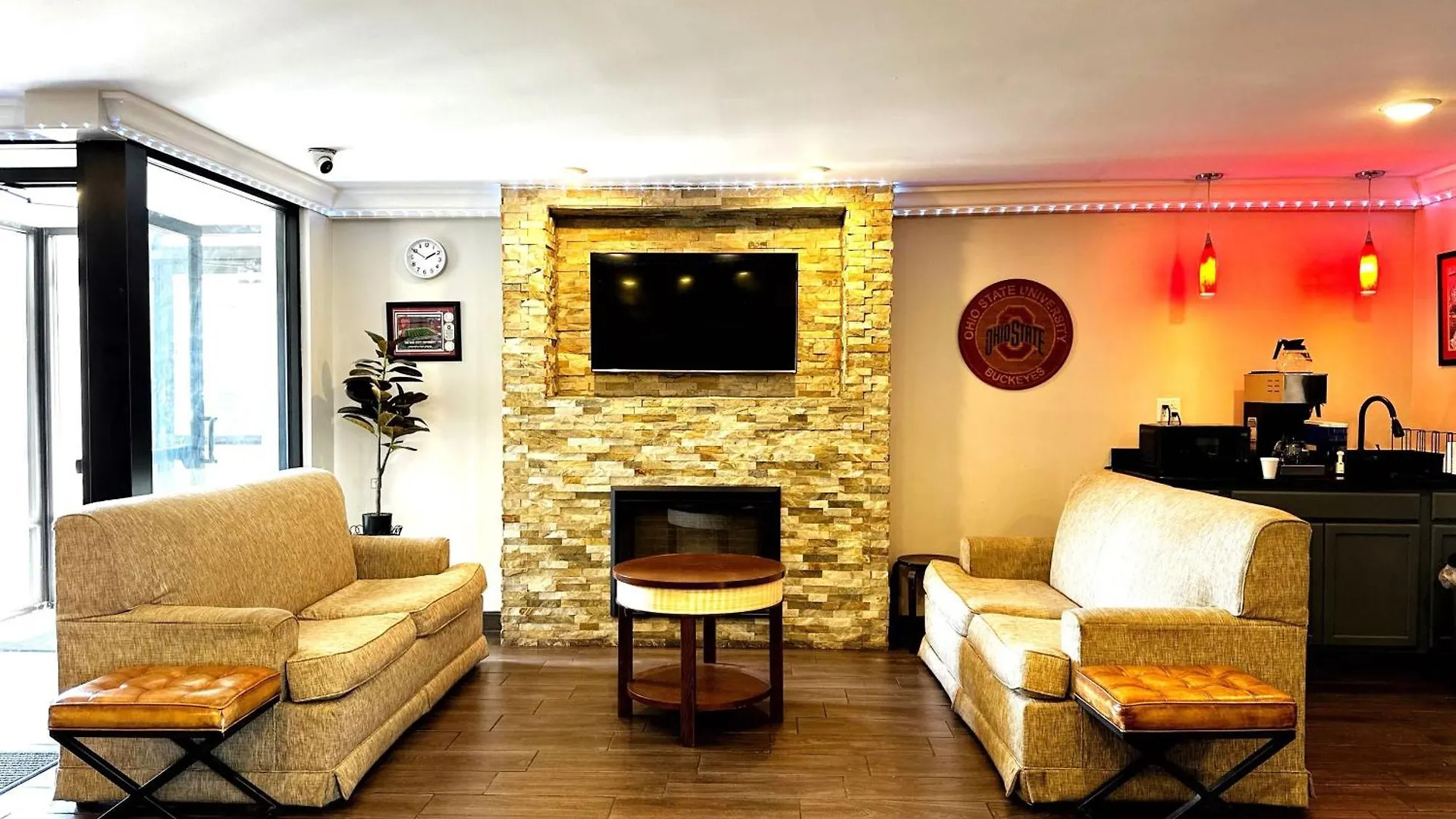 Baymont Inn And Suites By Wyndham Columbus / Near Osu Hotel